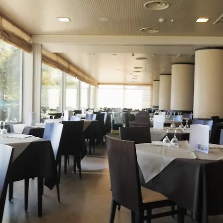 Szálloda Abruzzo Marina Hotel - Family & Beach Resort 4*