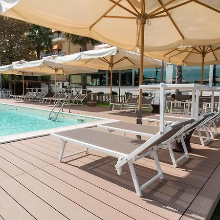 Hotel Abruzzo Marina Hotel - Family & Beach Resort