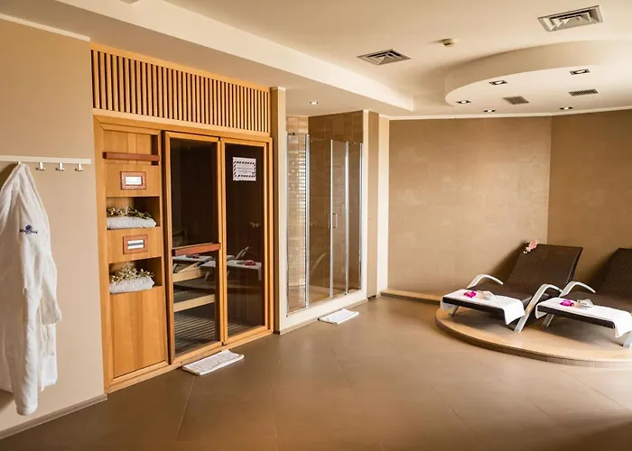 Hotel Abruzzo Marina Hotel - Family & Beach Resort