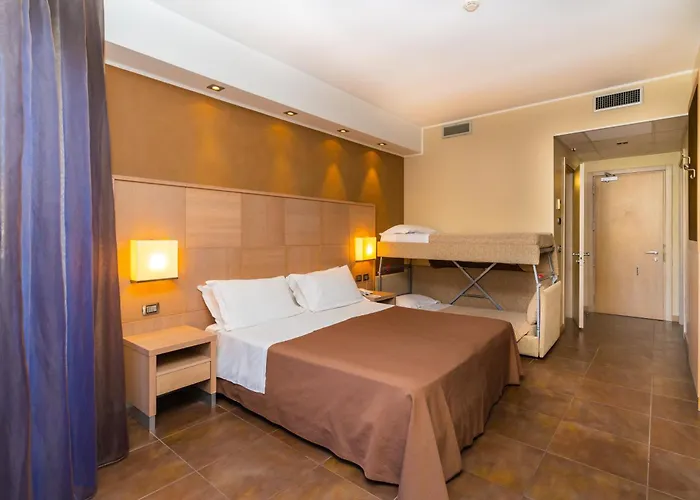 Hotel Abruzzo Marina - Family & 4*