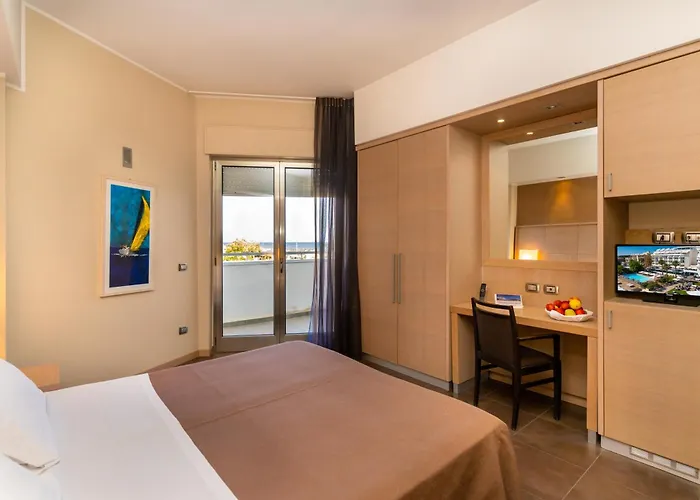 Hotel Abruzzo Marina Hotel - Family & Beach Resort 4*